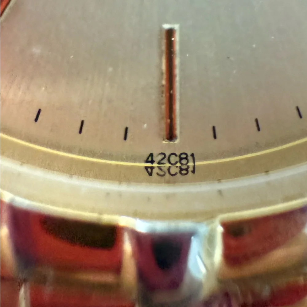Caravelle by bulova mens gold tone classic dress watch NEW BATTERY